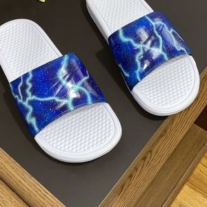 galaxy nike slides